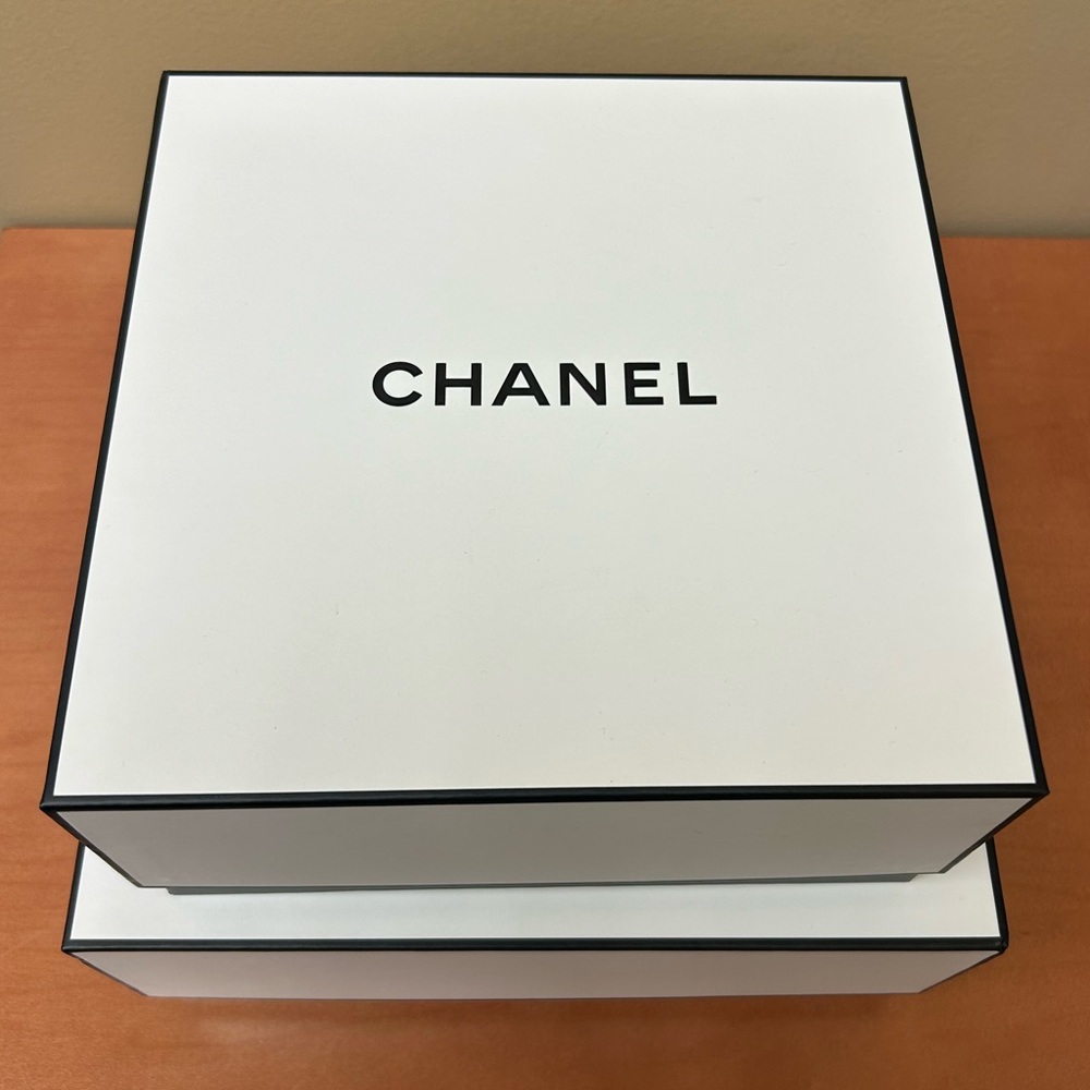 Chanel Gift Box 11x11 tissue and shred inside